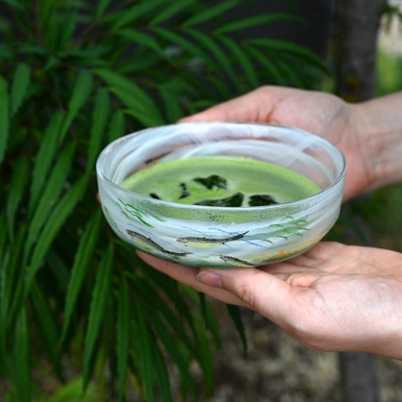 Glass Badarai Chawan Seiryū ni Ayu