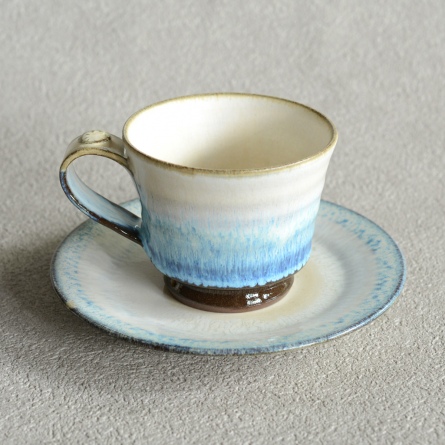 Nuriwake Saucer and Cup