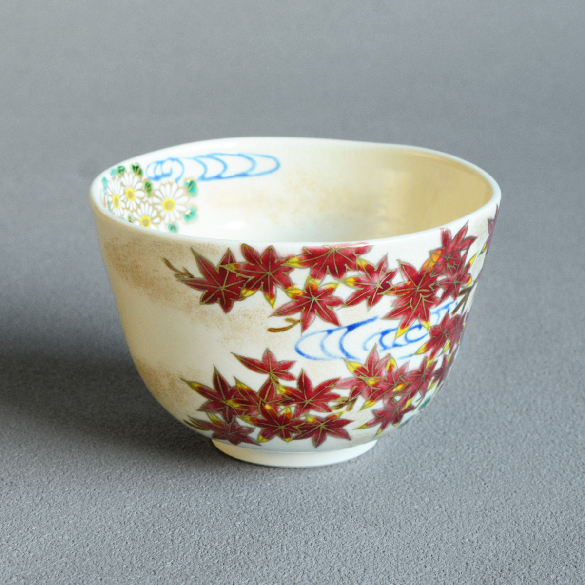 色絵茶碗 紅葉と菊 茶器＆茶道具 抹茶碗 - Sazen Tea